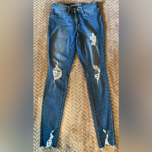 Universal Thread High Rise Jegging Size 6/28L